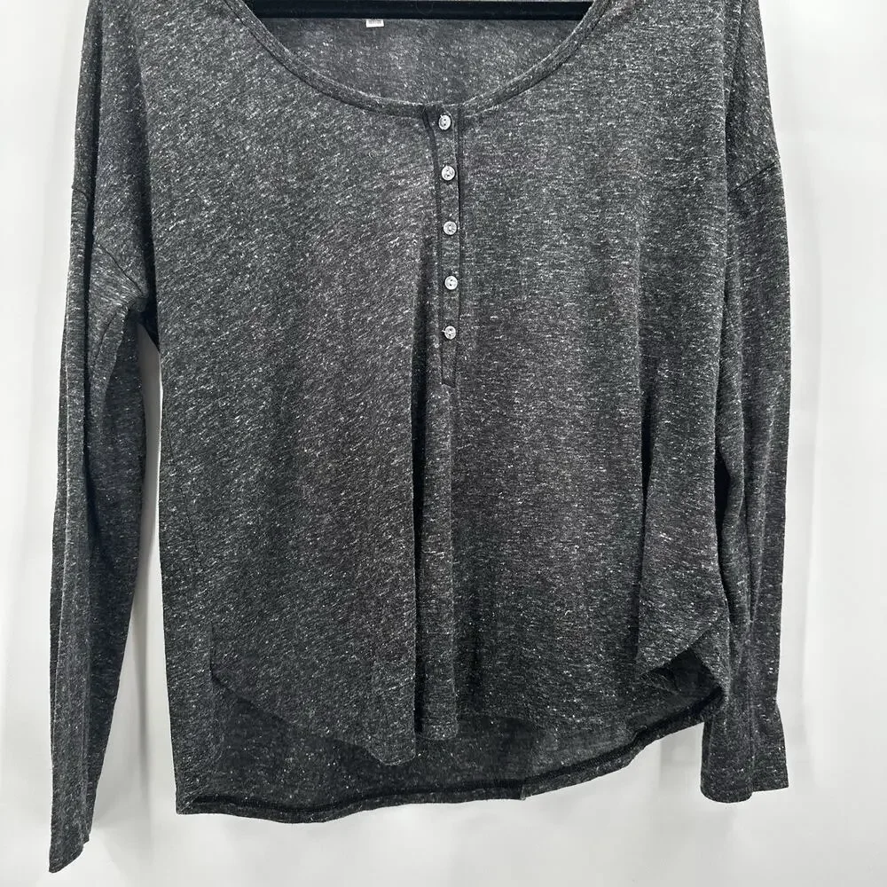 Victoria Secret Top Shirt Womens Small‎ Grey Henley Scoop Neck Soft Flax